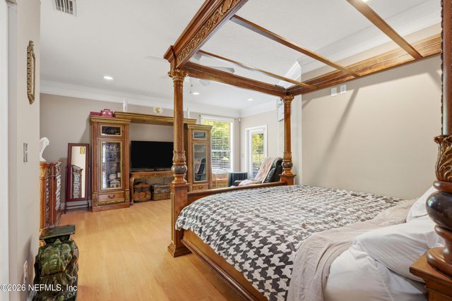 6057 WINDING BRIDGE Drive, Jacksonville, FL 32277