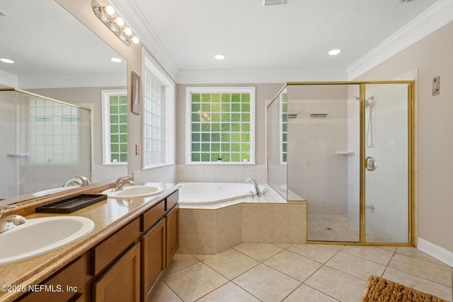 6057 WINDING BRIDGE Drive, Jacksonville, FL 32277