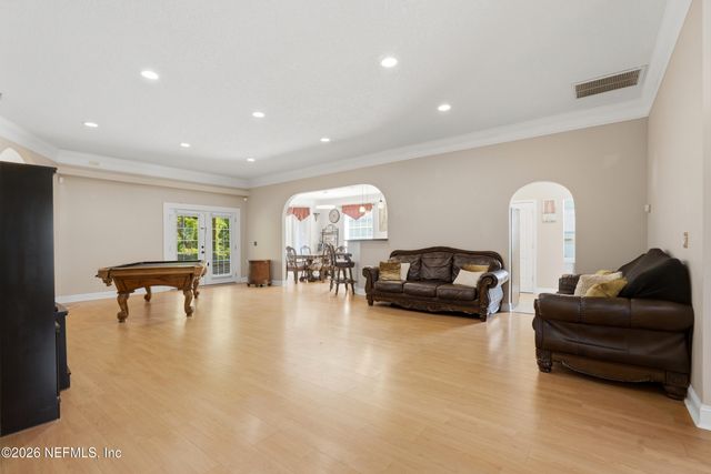 6057 WINDING BRIDGE Drive, Jacksonville, FL 32277