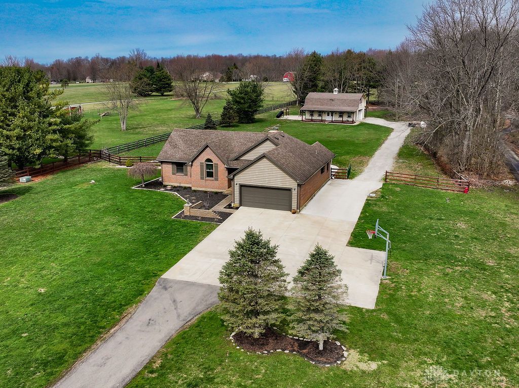 7400 Cook Jones Road, Waynesville, OH 45068
