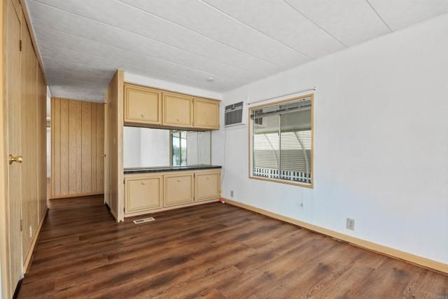 1506 Oak Drive 93, Vista, CA 92084