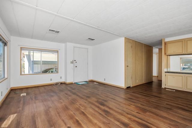 1506 Oak Drive 93, Vista, CA 92084