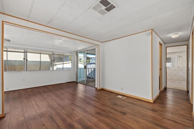 1506 Oak Drive 93, Vista, CA 92084