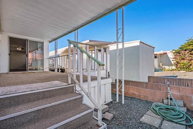 1506 Oak Drive 93, Vista, CA 92084