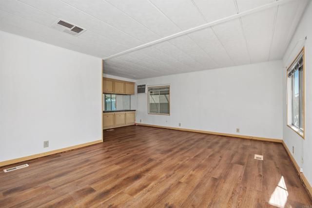 1506 Oak Drive 93, Vista, CA 92084