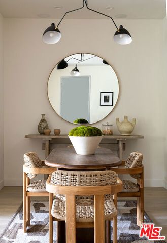 928 N Croft Avenue 303, West Hollywood, CA 90069