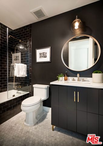 928 N Croft Avenue 303, West Hollywood, CA 90069