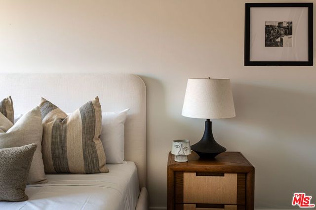 928 N Croft Avenue 303, West Hollywood, CA 90069