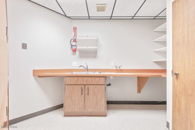 11221 Pearl Road 8, Strongsville, OH 44136