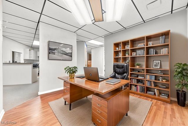 11221 Pearl Road 8, Strongsville, OH 44136