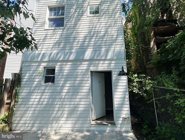 1529 EDMONDSON AVE, Baltimore, MD 21223