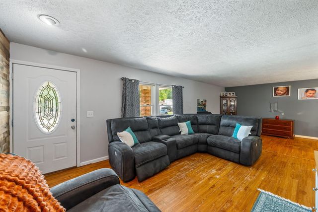 1406 Plantation Drive, Marion, OH 43302