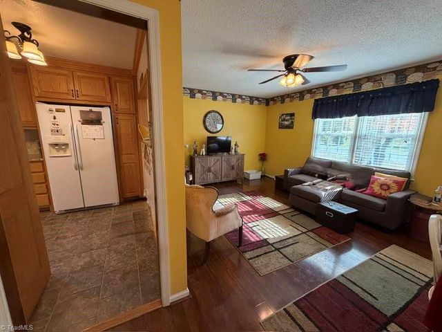 130 Winchester Drive, King, NC 27021
