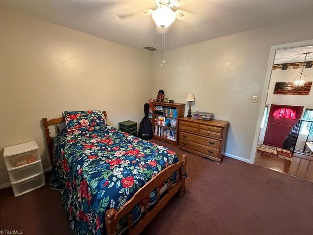 130 Winchester Drive, King, NC 27021