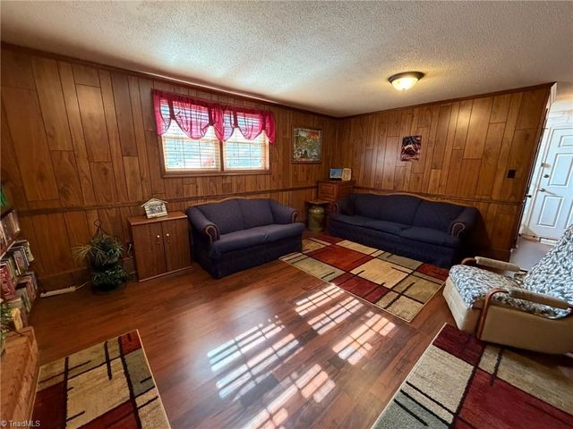 130 Winchester Drive, King, NC 27021