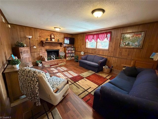 130 Winchester Drive, King, NC 27021