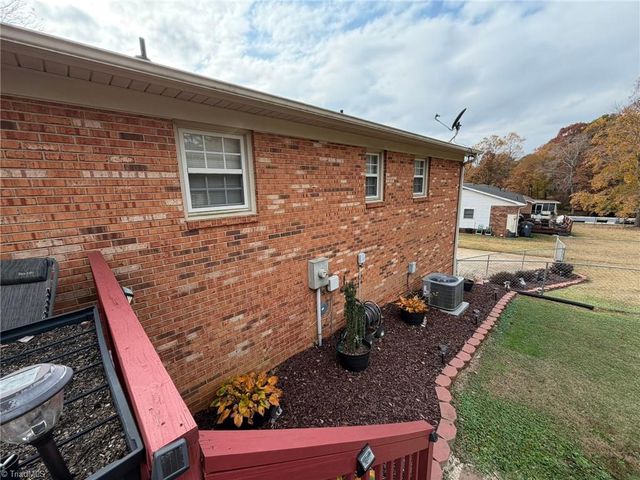 130 Winchester Drive, King, NC 27021