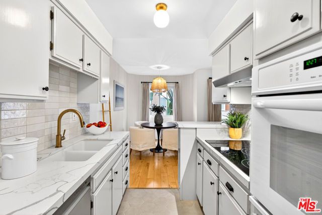 914 Lincoln Boulevard 207, Santa Monica, CA 90403
