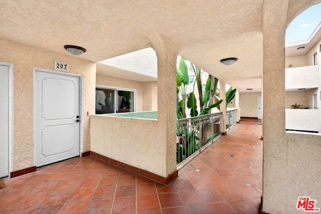 914 Lincoln Boulevard 207, Santa Monica, CA 90403