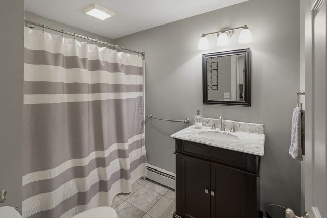 14 Oak Cir, Holden, MA 01520