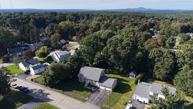 14 Oak Cir, Holden, MA 01520
