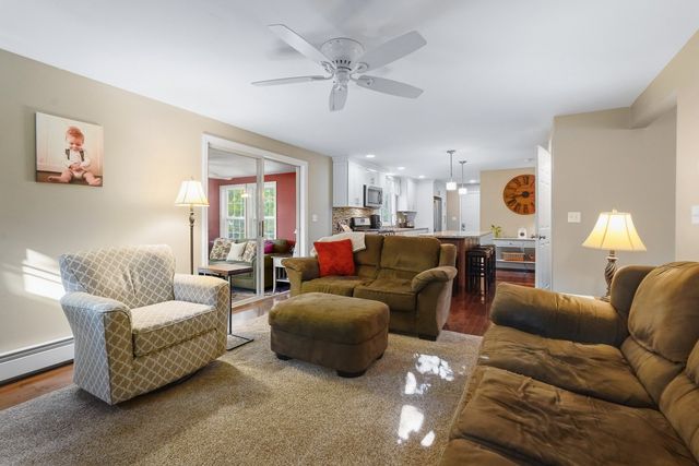 14 Oak Cir, Holden, MA 01520