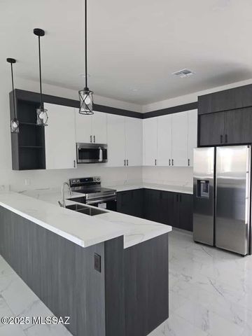 1218 Circulo Yerba Buena, Rio Rico, AZ 85648