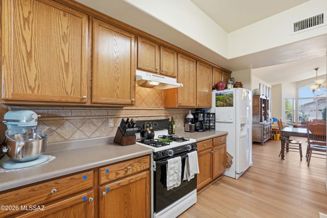 10650 E Bridgeport Street, Tucson, AZ 85747