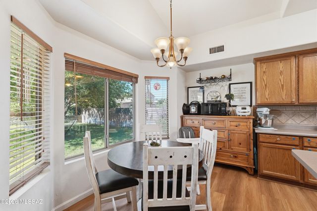 10650 E Bridgeport Street, Tucson, AZ 85747