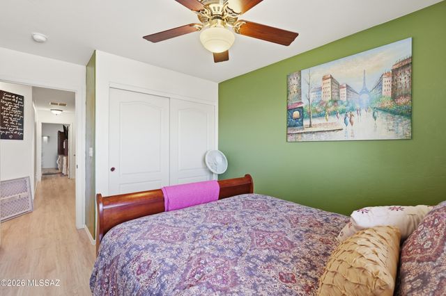 10650 E Bridgeport Street, Tucson, AZ 85747