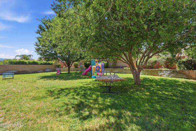 10650 E Bridgeport Street, Tucson, AZ 85747