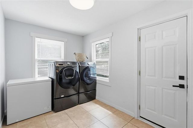 509 Montgall Avenue, Kansas City, MO 64124