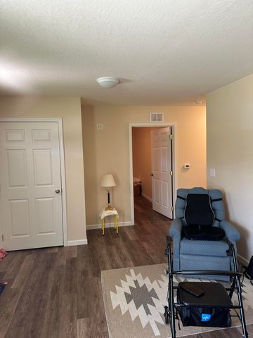 372 Rolling Acres Drive, Monticello, KY 42633