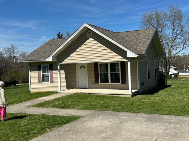 372 Rolling Acres Drive, Monticello, KY 42633