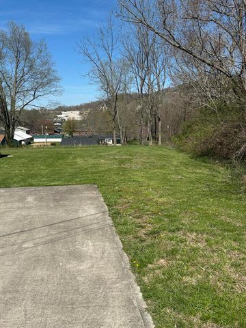 372 Rolling Acres Drive, Monticello, KY 42633