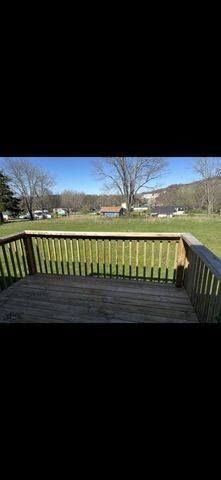 372 Rolling Acres Drive, Monticello, KY 42633