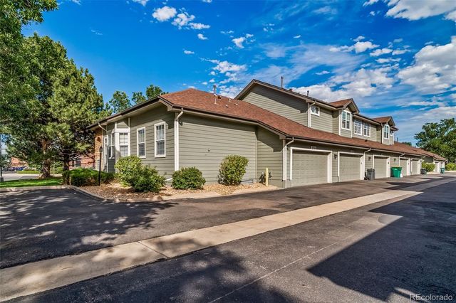 2769 W Greens Court, Littleton, CO 80123