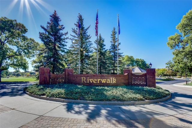 2769 W Greens Court, Littleton, CO 80123