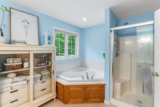 15 Gervais Way, Uxbridge, MA 01569