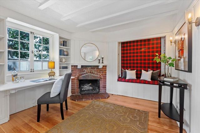 215 Warren Road, San Mateo, CA 94402