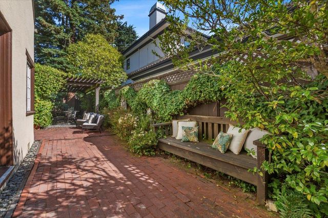 215 Warren Road, San Mateo, CA 94402