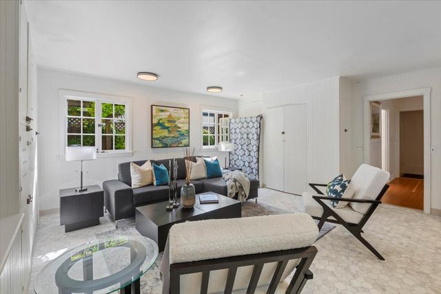 215 Warren Road, San Mateo, CA 94402
