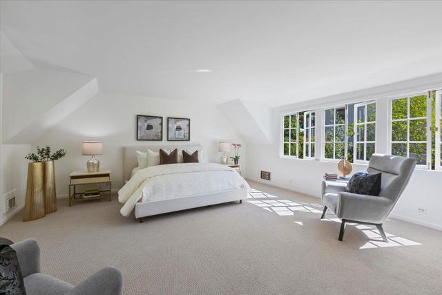 215 Warren Road, San Mateo, CA 94402