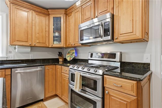 3769 Little Neck PT, Virginia Beach, VA 23452