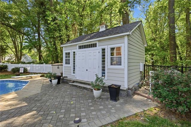 3769 Little Neck PT, Virginia Beach, VA 23452