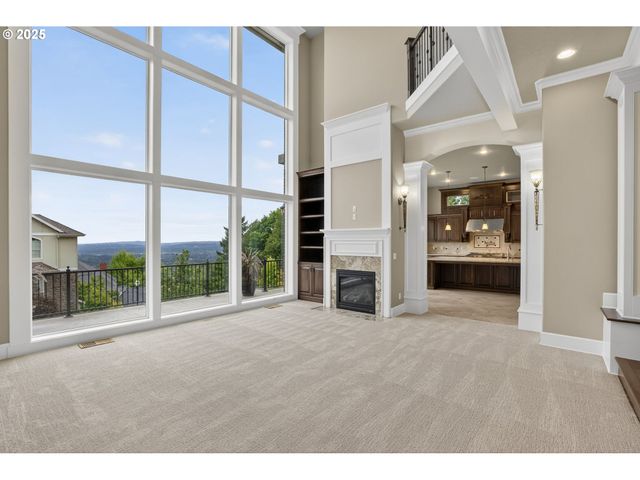 3828 Nw DEVOTO Ln, Portland, OR 97229