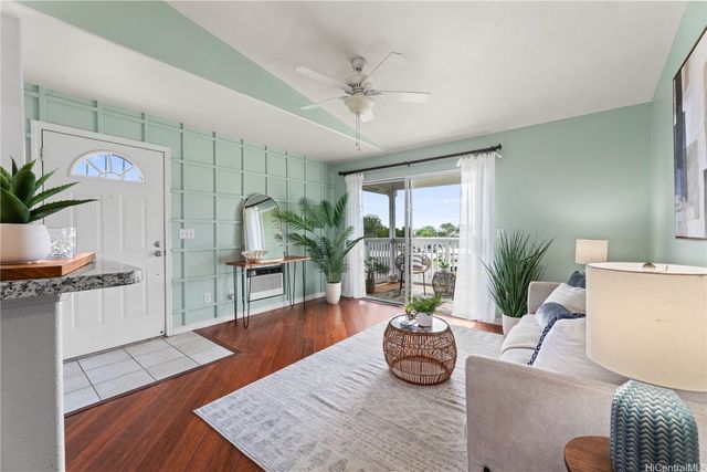 94-510 Lumiaina Street A203, Waipahu, HI 96797