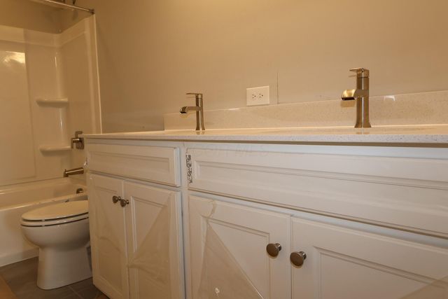 1435 Speedliner Drive, Plain City, OH 43064