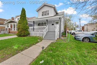 7121 Pinehurst Street, Dearborn, MI 48126