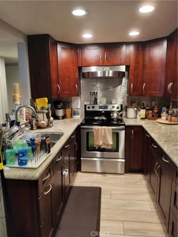 435 W 9th B3, Upland, CA 91786